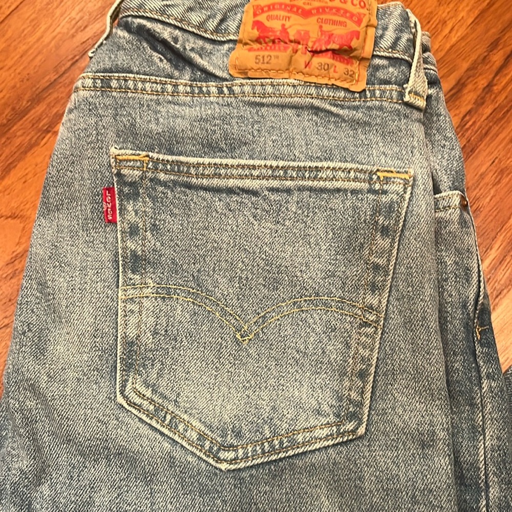 Levi’s 30x32 512 Jeans- no stains- no wear.  Probably worn once. 🤦🏽‍♀️